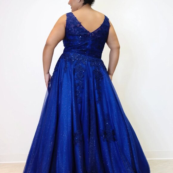 Polly - Picture 2 of 3